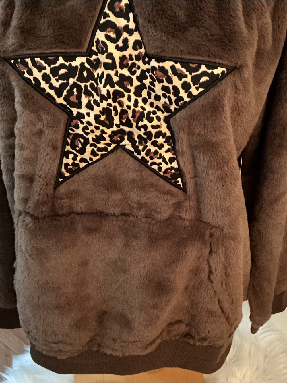 No Boundaries Plush Faux Fur Leopard Star Hoodie XL (16-18) Cozy chocolate Brown - Picture 8 of 12